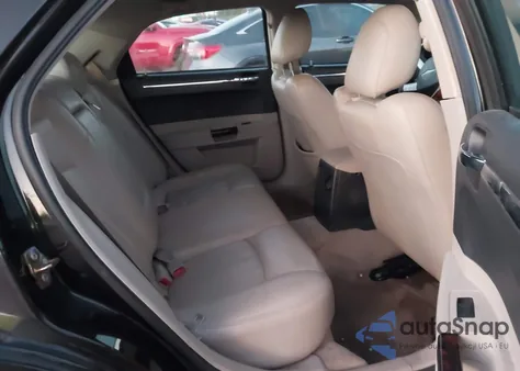 2005 Chrysler 300C from USA, damaged, VIN 2C3JA63H55H653677